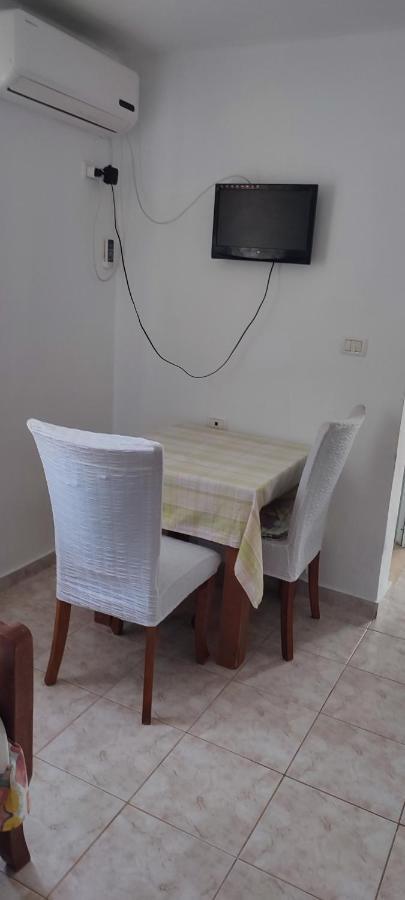 Apartament Dervishaj *